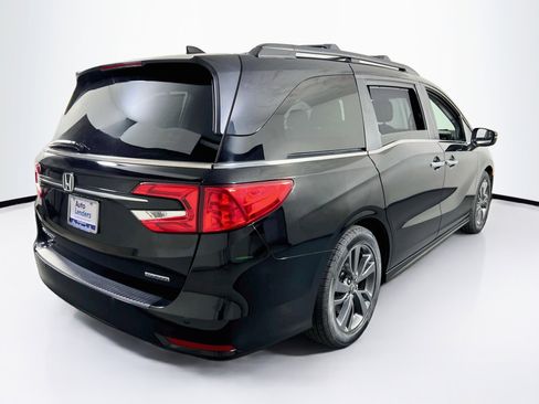 Used 2023 Honda Odyssey Touring image 5