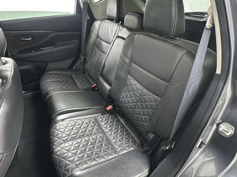 Used 2019 Nissan Murano Platinum image 12