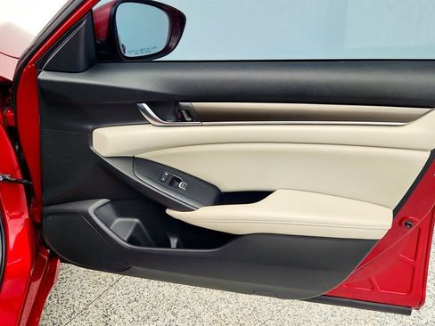 Used 2019 Honda Accord LX image 25