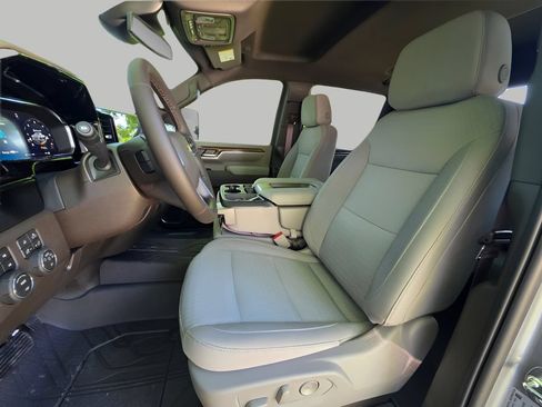 New 2026 Chevrolet Silverado 3500 LT w/ Convenience Package AWD/4WD image 15