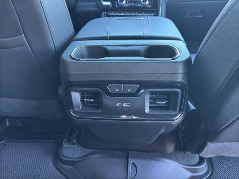 Used 2024 GMC Sierra 2500 AT4 w/ Technology Package image 37