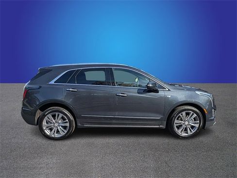 Certified 2023 Cadillac XT5 Premium Luxury w/ Technology Package image 6