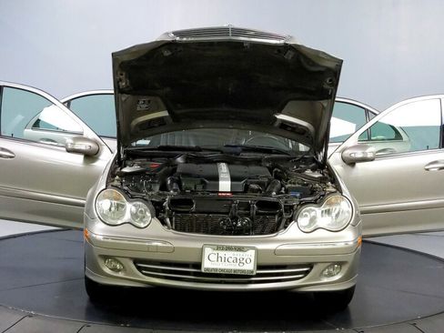Used 2005 Mercedes-Benz C 320 4MATIC Sedan image 10