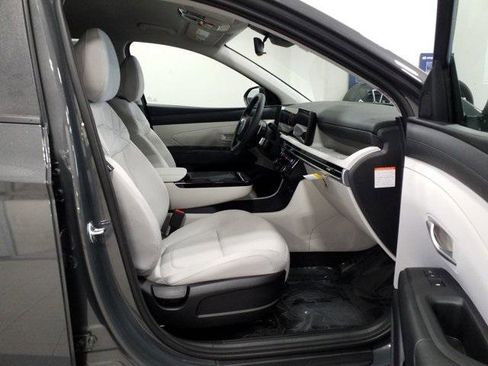 New 2026 Hyundai Tucson SEL image 17
