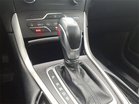 Used 2017 Ford Edge SEL w/ Canadian Touring Package image 20