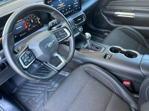 Used 2024 Ford Mustang Coupe RWD image 10