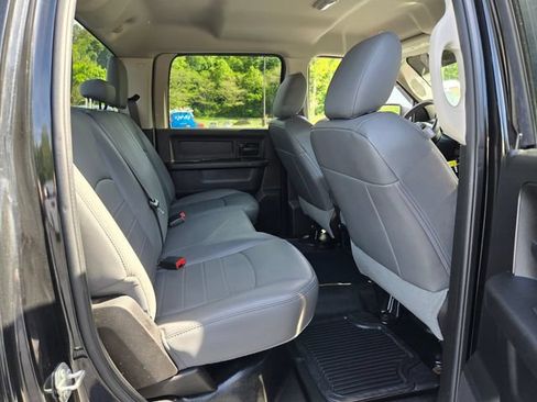 Used 2020 RAM 1500 Tradesman w/ Chrome Appearance Group AWD/4WD image 20