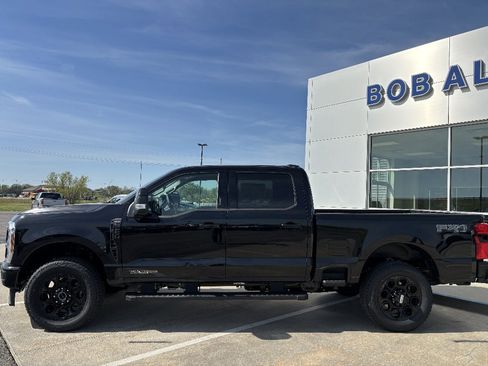 New 2026 Ford F250 4x4 Crew Cab Super Duty image 2