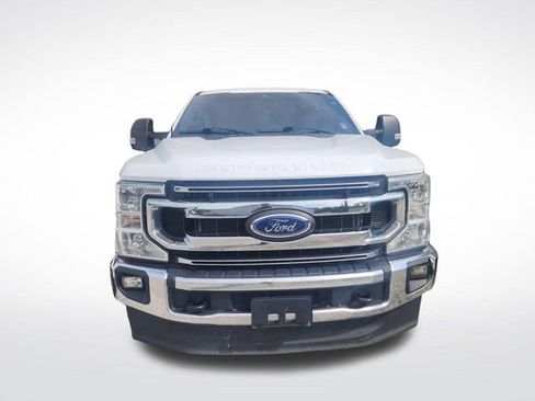 Used 2022 Ford F250 XLT w/ XLT Value Package AWD/4WD image 7