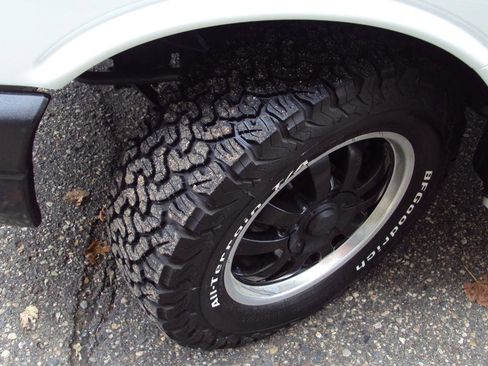 Used 2012 GMC Savana 1500 AWD image 26