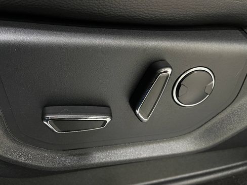 Used 2018 Ford F150 Lariat w/ Equipment Group 501A Mid AWD/4WD image 16
