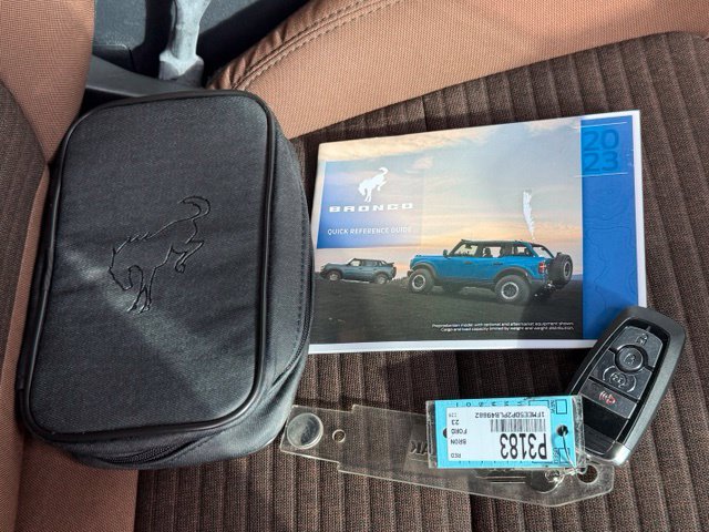 Used 2023 Ford Bronco Outer Banks AWD/4WD image 41