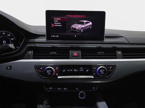 Used 2018 Audi A5 2.0T Premium Plus image 20