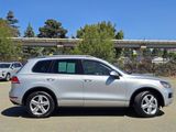 Used 2013 Volkswagen Touareg VR6 image 3