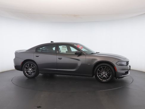 Used 2018 Dodge Charger GT image 33
