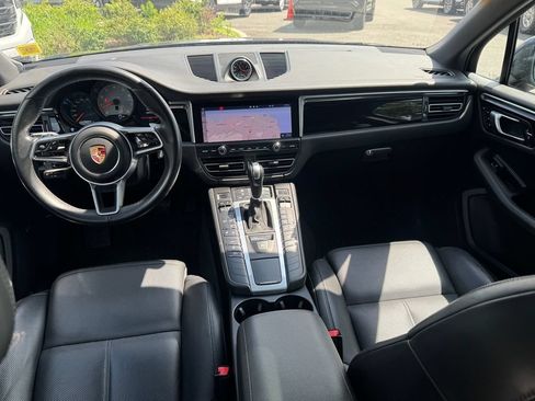 Used 2020 Porsche Macan S AWD/4WD image 11