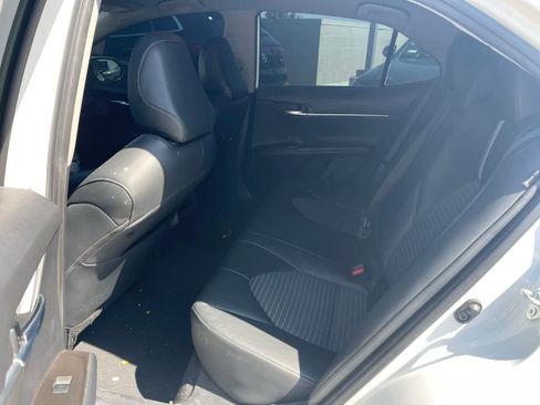 Used 2023 Toyota Camry SE w/ Convenience Package FWD image 5