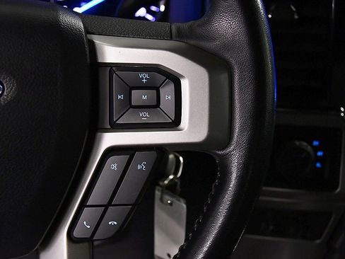 Used 2022 Ford F350 Lariat w/ Lariat Value Package image 22