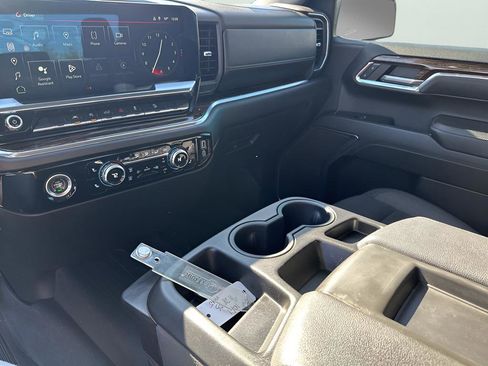 Used 2024 GMC Sierra 1500 Elevation w/ LPO, Elevation Black Package image 36