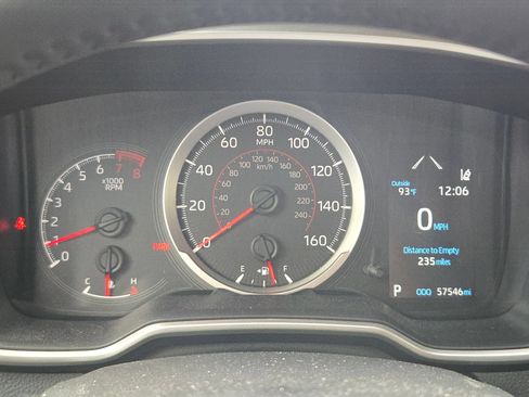 Used 2022 Toyota Corolla SE FWD image 11