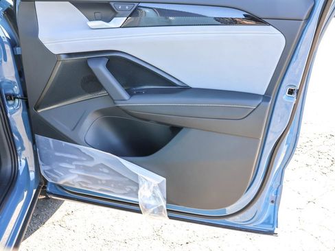 New 2026 Volkswagen Tiguan SE R-Line image 45