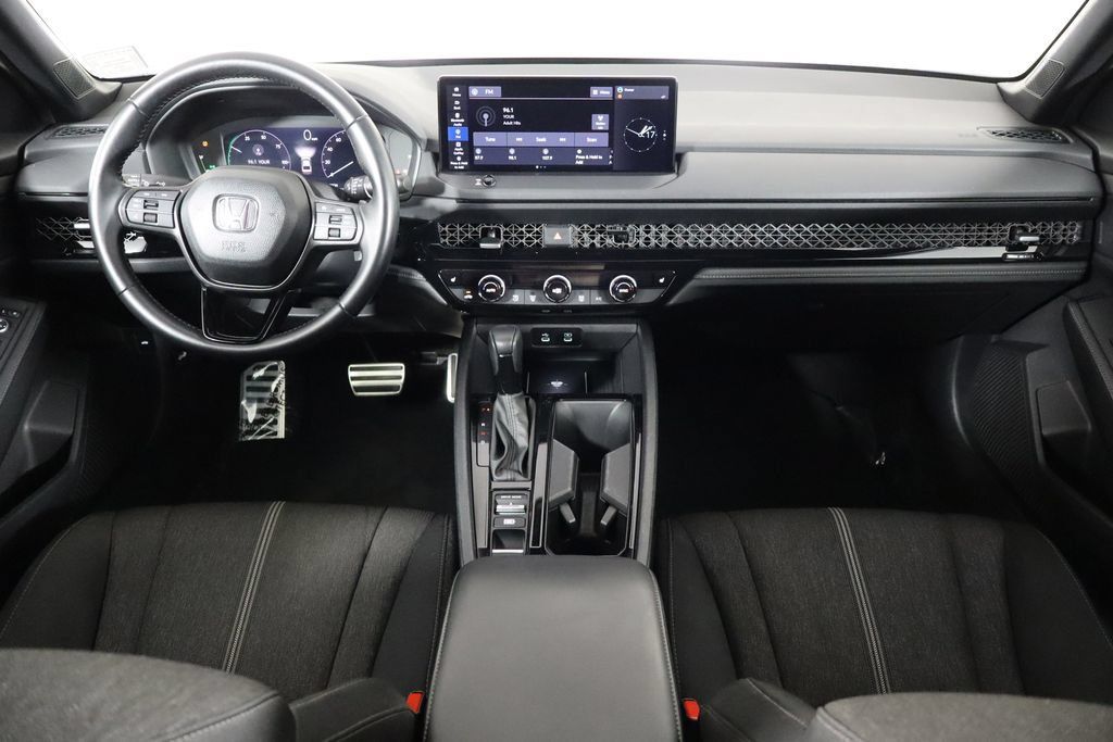 Used 2025 Honda Accord Sport image 13