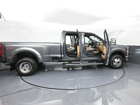 Used 2024 Ford F350 Lariat w/ FX4 Off-Road Package image 52