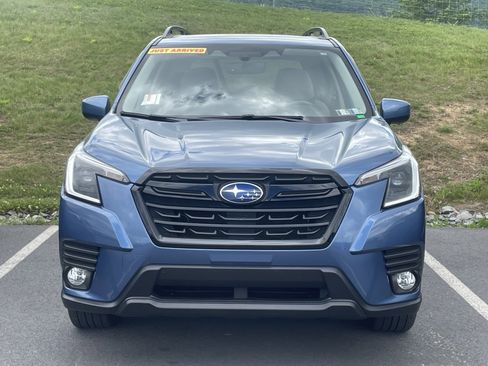 Certified 2023 Subaru Forester Premium AWD/4WD image 3