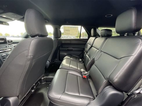 New 2025 Ford Explorer 4WD Police Interceptor image 15