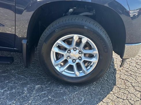 Used 2024 Chevrolet Silverado 1500 LT w/ Protection Package AWD/4WD image 10