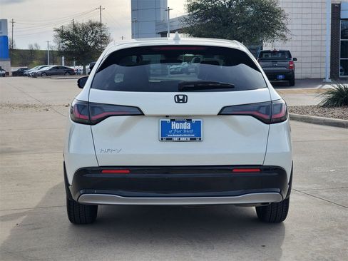 Certified 2023 Honda HR-V EX-L image 6