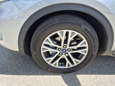 Used 2022 Ford Escape SEL FWD image 17