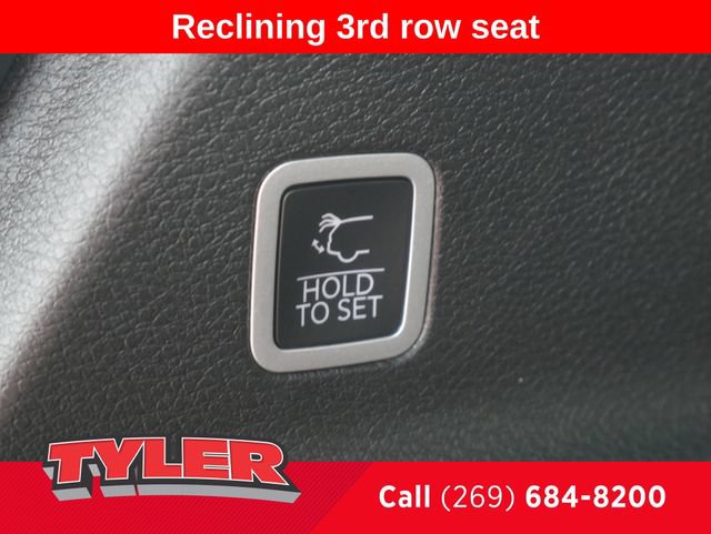 New 2027 Chrysler Pacifica Select FWD image 17