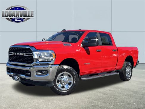 Used 2024 RAM 2500 Big Horn w/ Bed Utility Group image 1