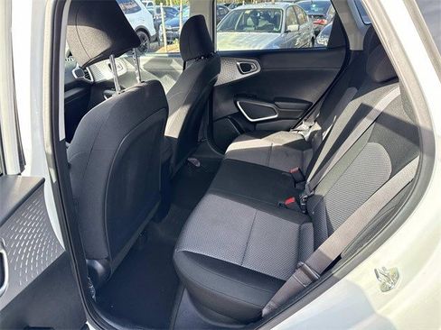 Certified 2023 Kia Soul LX w/ LX Technology Package image 16