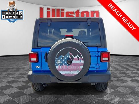 Used 2024 Jeep Wrangler Sport AWD/4WD image 5