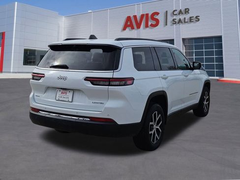 Used 2024 Jeep Grand Cherokee L Limited w/ Luxury Tech Group II image 6