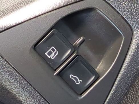 Used 2024 Volkswagen Jetta SE FWD image 30