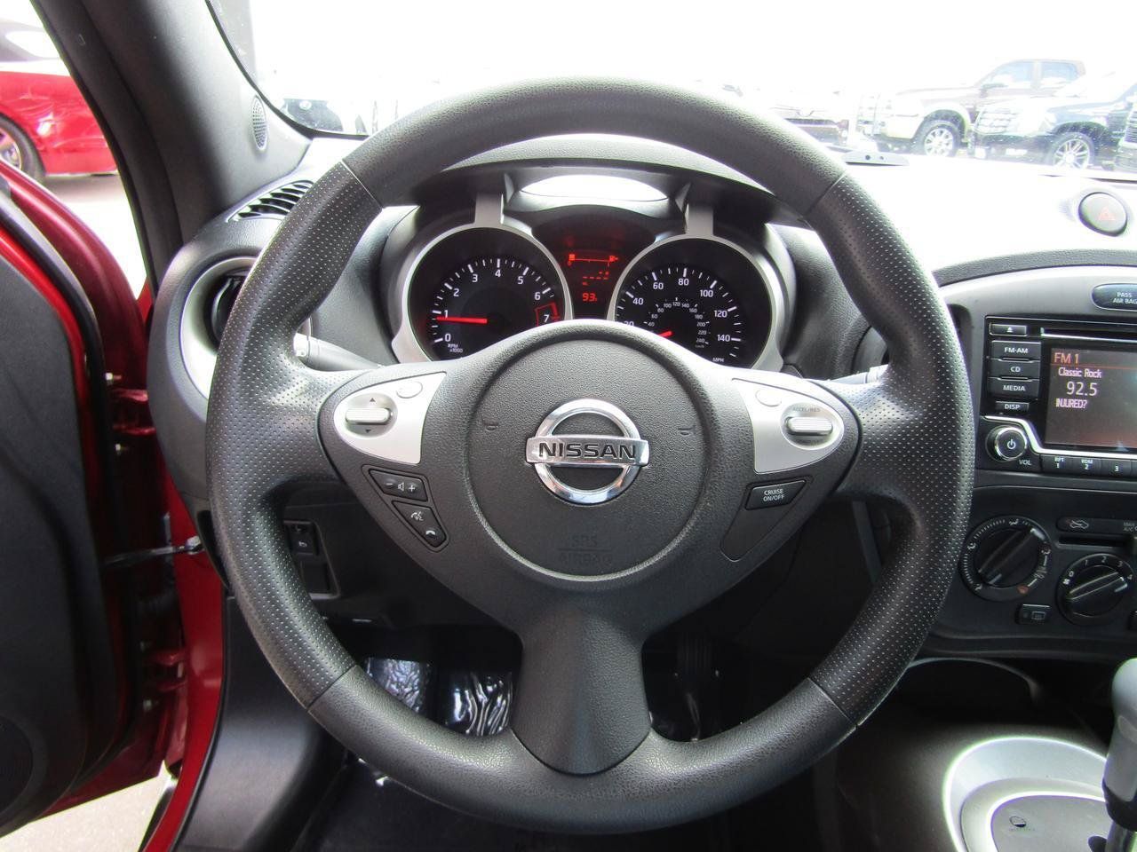 Used 2016 Nissan Juke S FWD image 13