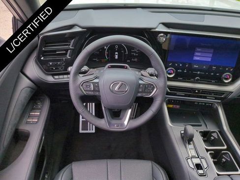 Certified 2025 Lexus TX 500h AWD w/ Technology Package image 15