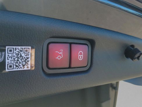 New 2026 Mercedes-Benz C 43 AMG 4MATIC Sedan image 5