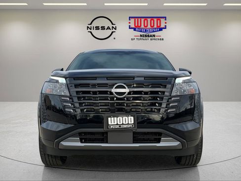 New 2026 Nissan Pathfinder SL image 8