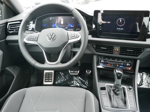 New 2025 Volkswagen Jetta Sport FWD image 7