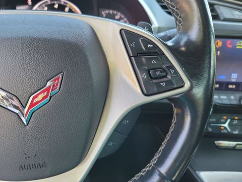 Used 2017 Chevrolet Corvette Z06 w/ Z07 Performance Package RWD image 18