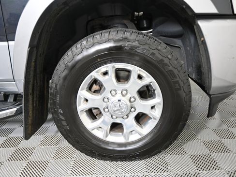 Used 2020 RAM 2500 Laramie image 12