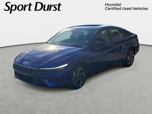 Certified 2025 Hyundai Elantra Sport FWD image 1
