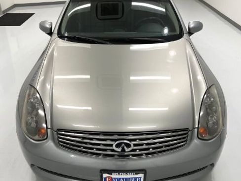 Used 2004 INFINITI G35 Coupe w/ Performance Tire & Wheel Pkg image 6