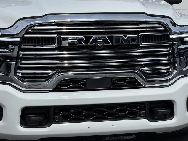 Used 2026 RAM 2500 Laramie AWD/4WD image 46