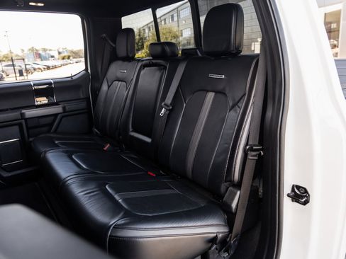 Used 2020 Ford F250 Platinum w/ FX4 Off-Road Package image 33