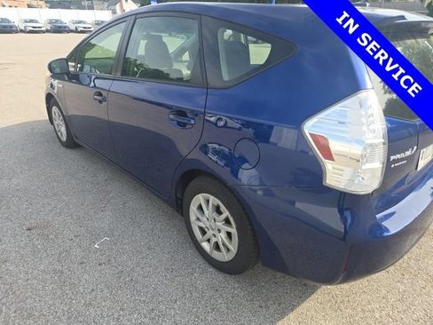Used 2012 Toyota Prius V Three FWD image 7